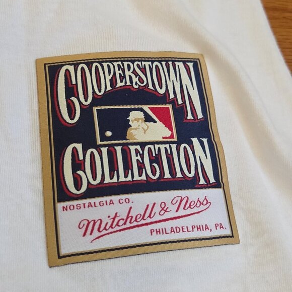 Chipper Jones Atlanta Braves Mitchell & Ness Shirt Cooperstown Collection Large - Picture 6 of 11